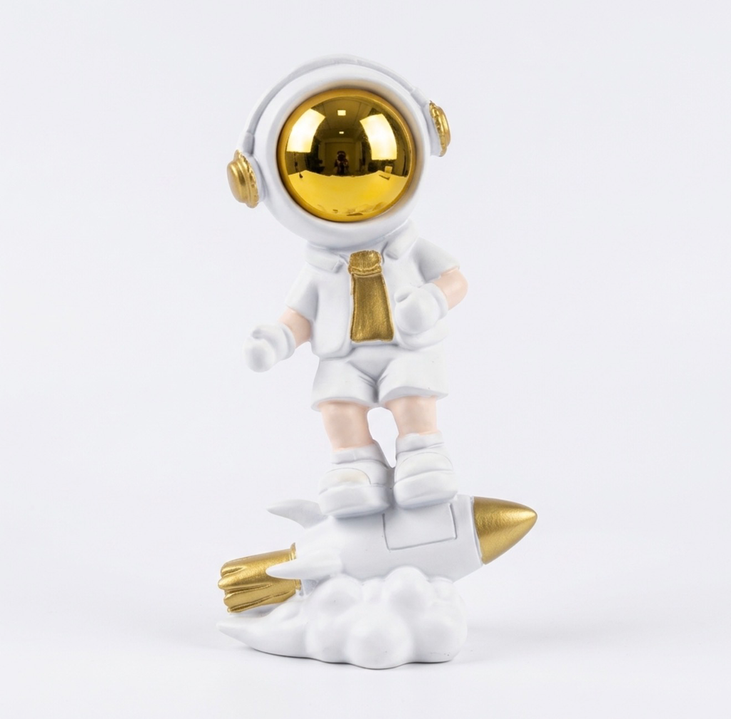 Сансрын нисгэгч 8377, 8376, 8379