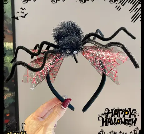 Halloween. үсний даруулга аалзтай бантиктай