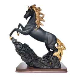 [81120] хар цагаан цоройсон морь 1310